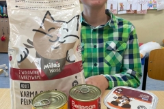 Wolontariat-na-rzecz-bezdomnych-zwierzat-Oskar-z-6-USA