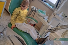 Nikodem-w-gabinecie-stomatologicznym