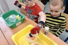 Jak-wydobyc-dinozaura.