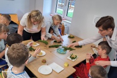 Przedszkolaki-podczas-pracy.