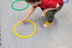 Jacek-dopasowuje-kolory.