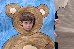 Leonek-w-jaskini-niedzwiedzia.