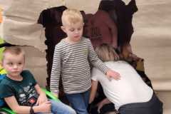 W-jaskini-niedzwiedzia.