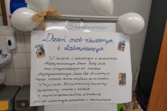 pkakat-powitalny-z-okazji-dnia-osob-niewidomych-i-slabowidzacych-w-SOSW-Jawor-scaled