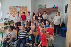 Dzieci-zajmuja-miejsca