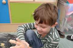 Sensoryczna-rekawiczka-Leonek.