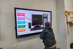 MONITOR-INTERAKTYWNY-3